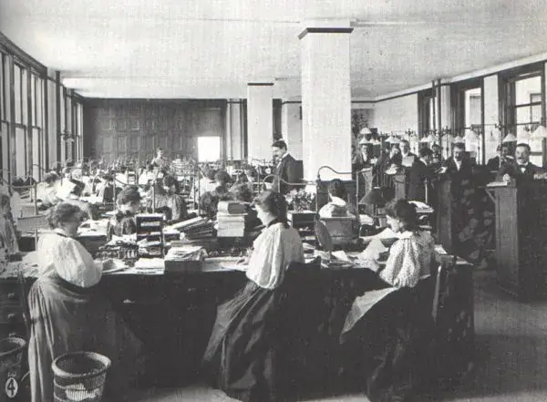 Open office plan for the early office design years