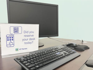 Computer with flat screen