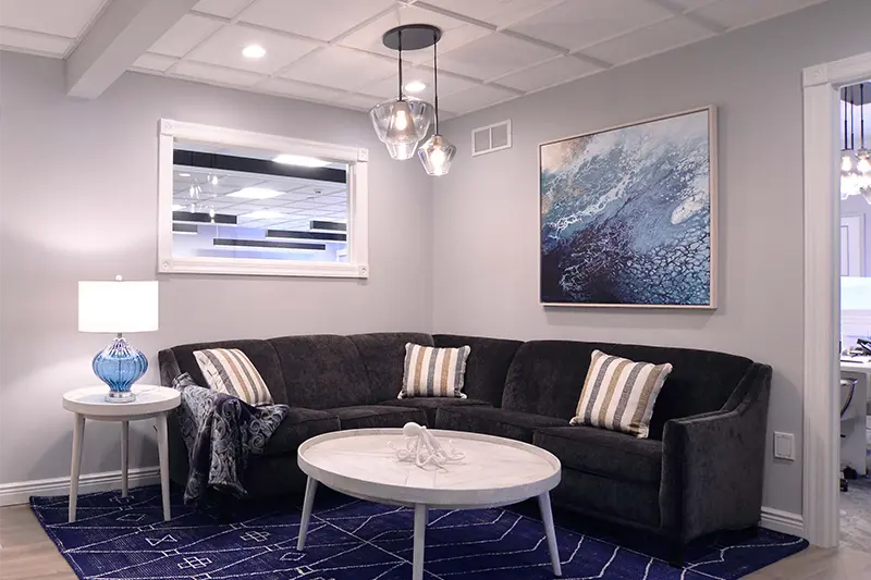 interior design layout room example with couches and round table
